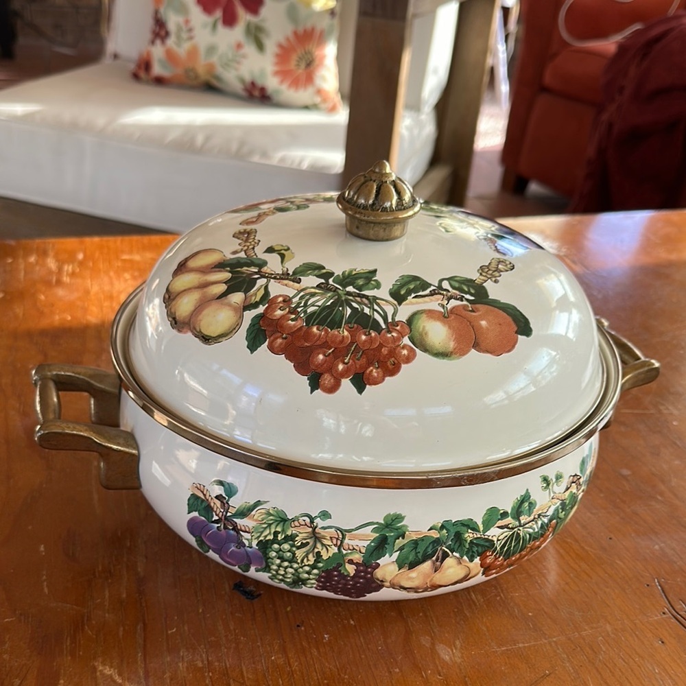 Tabletops Unlimited Vintage Fruit Design Ceramic Casserole pot with lid